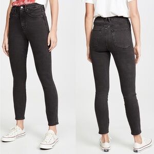 Good American Good Curve yoke skinny jeans in black 10